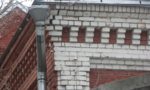 Водосточный жёлоб на крыше