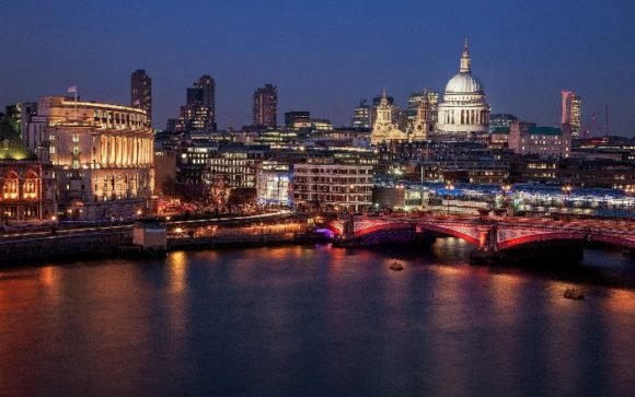 Вид на Лондон со смотровой площадкой OXO Tower